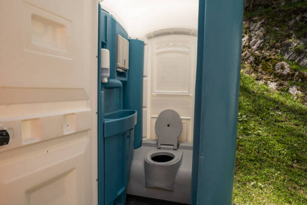 Professional porta potty rental in Friendswood, TX